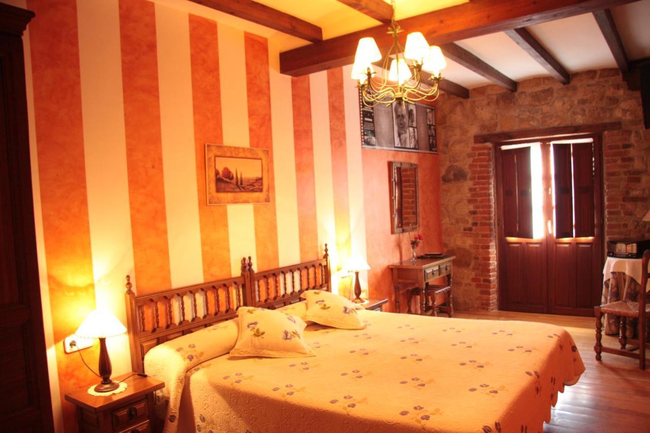 Habitaciones Y Estudios- Hotel "Posada De Cantabria El Solar" - Cenas Y Gintonic- Bar -Terraza Panoramica Galizano Luaran gambar