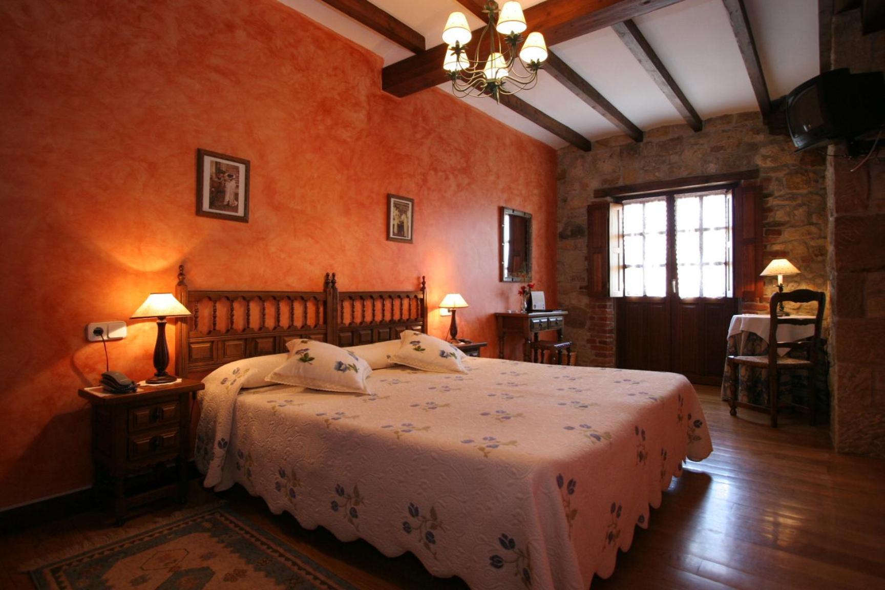 Habitaciones Y Estudios- Hotel "Posada De Cantabria El Solar" - Cenas Y Gintonic- Bar -Terraza Panoramica Galizano Luaran gambar