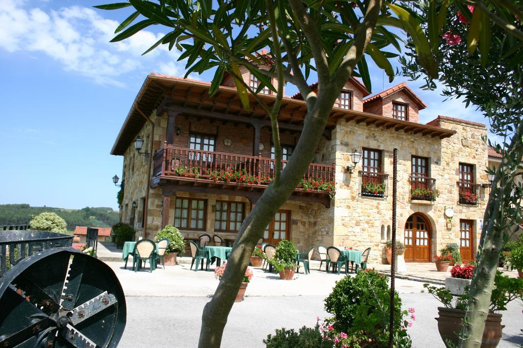 Habitaciones Y Estudios- Hotel "Posada De Cantabria El Solar" - Cenas Y Gintonic- Bar -Terraza Panoramica Galizano Luaran gambar